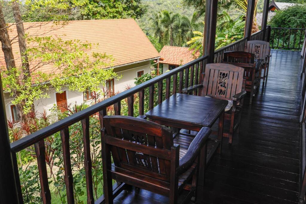 Baan Chom Chan เกาะพะงัน ภายนอก รูปภาพ